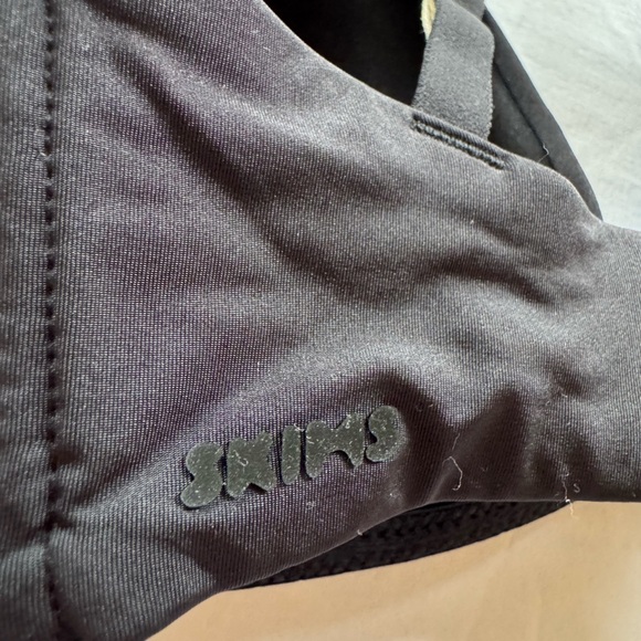 NWT Skims Wireless Bra size 30D ONYX - Picture 4 of 4